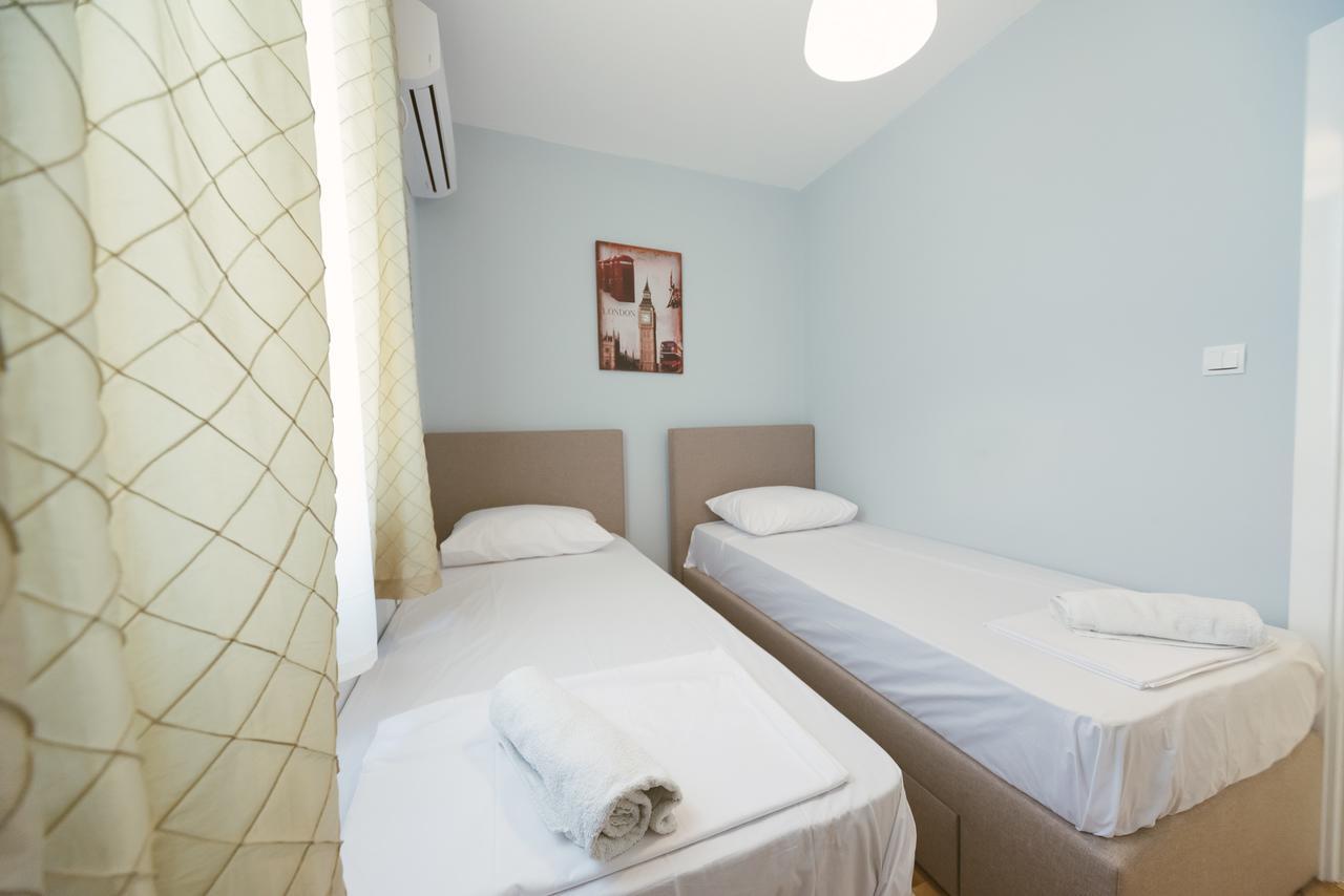 Apartment Luxury Explorer 波德戈里察 外观 照片
