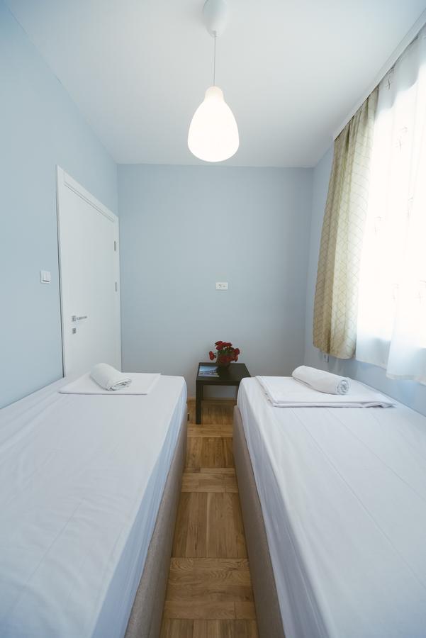 Apartment Luxury Explorer 波德戈里察 外观 照片